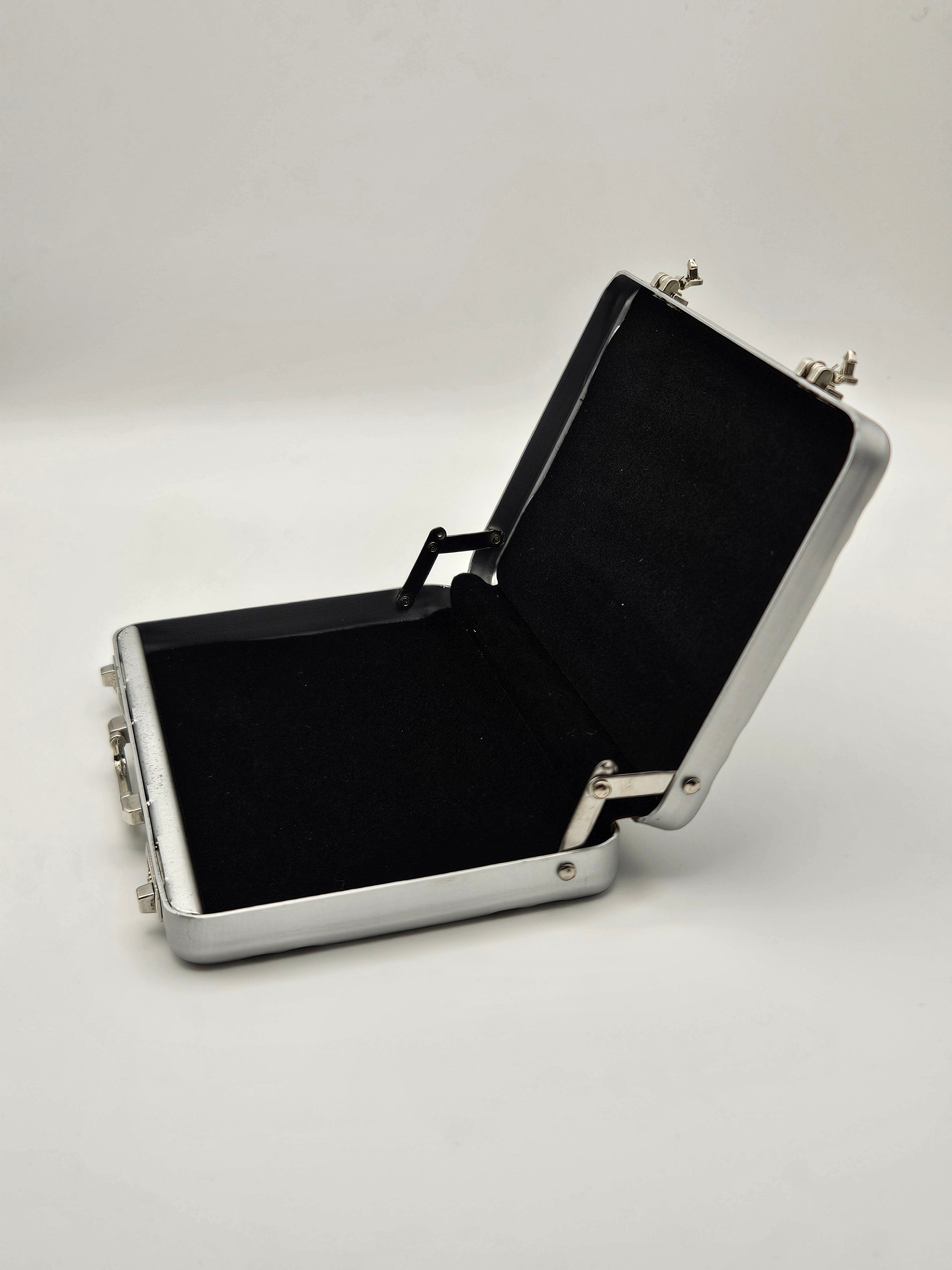 Mini Briefcase Cardholder solo